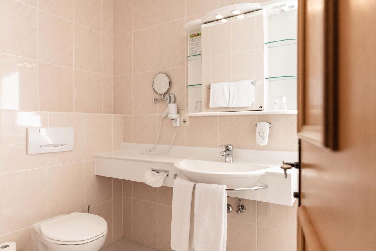 ברוואנג Hotel Rotlechhof מראה חיצוני תמונה